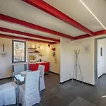 Vip 4*