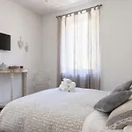 فندق مبيت وإفطار Vip 4*