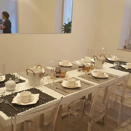 לינה וארוחת בוקר Vip