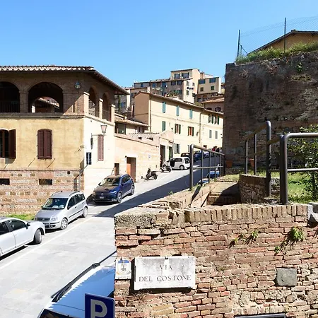 Siena Vip B&B Bed & Breakfast 2*