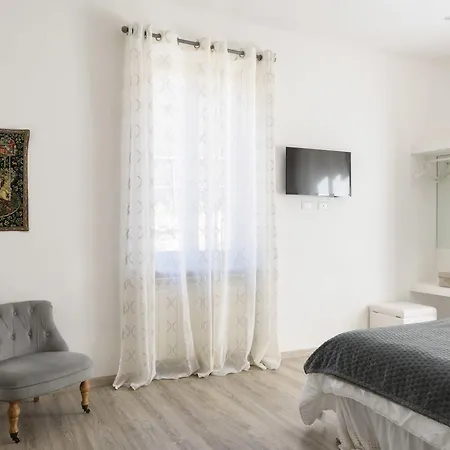 Vip Bed & Breakfast Siena